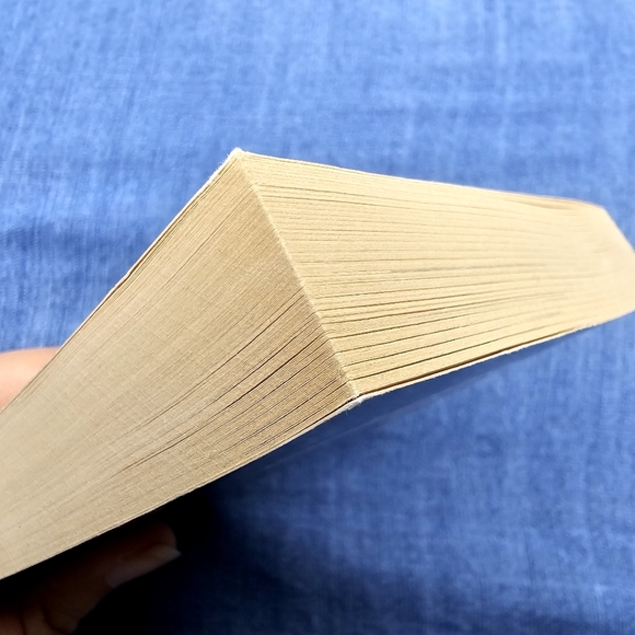 Anne of Green Gables by L M Montgomery 1995 Paperback, Like New - Picture 4 of 10